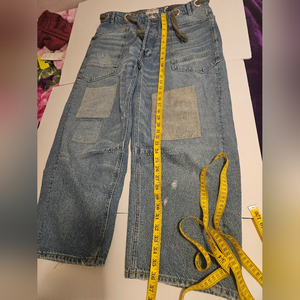Free People-  We the Free Women's Moxie Barrel Jeans 32 Blue - Picture 7 of 14